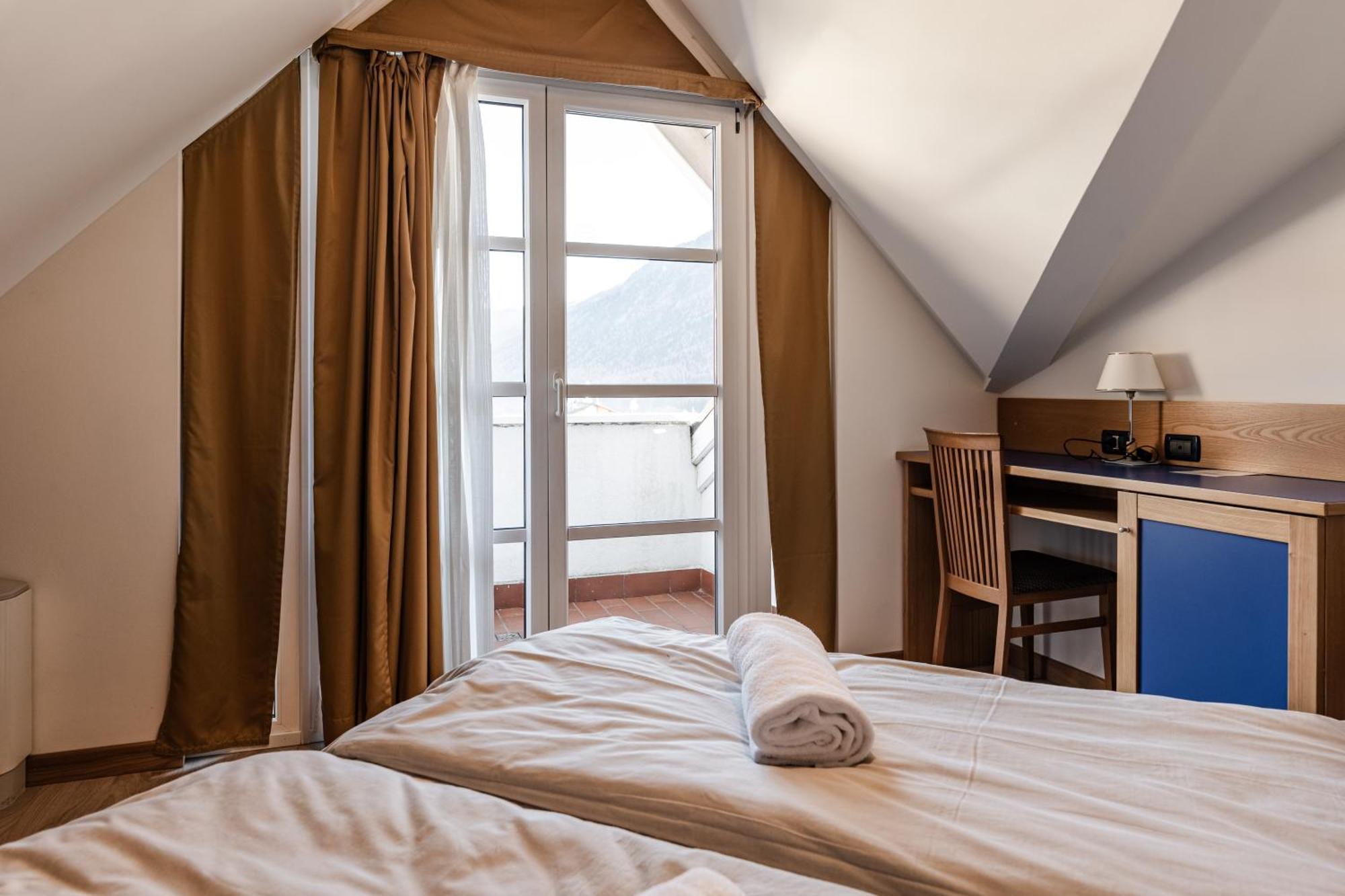 Hotel Garni Meledrio Dimaro Luaran gambar