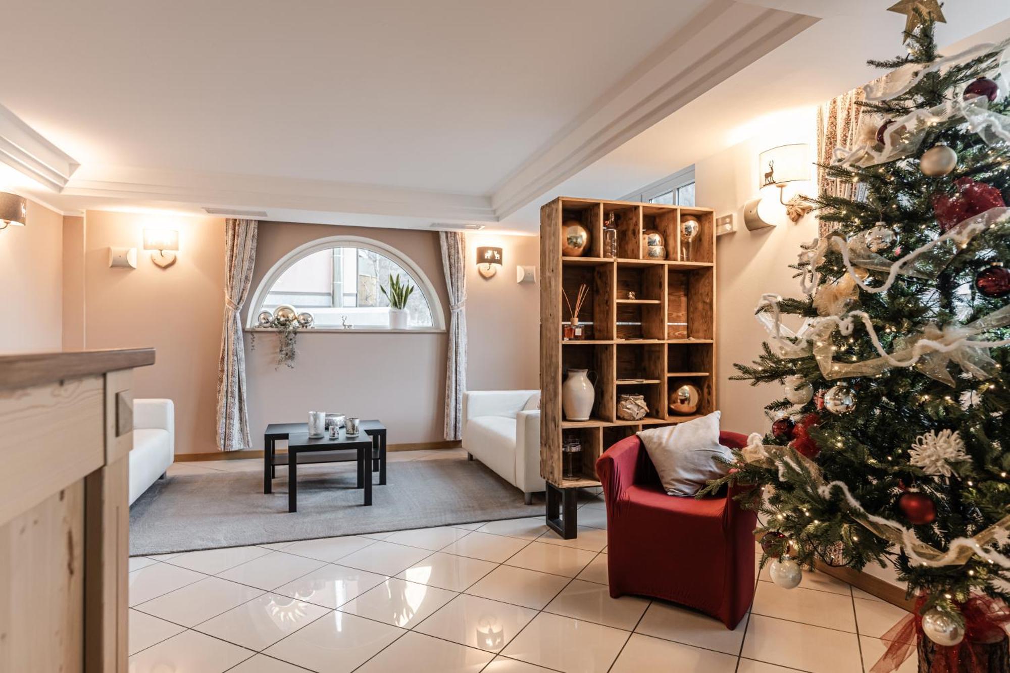 Hotel Garni Meledrio Dimaro Luaran gambar