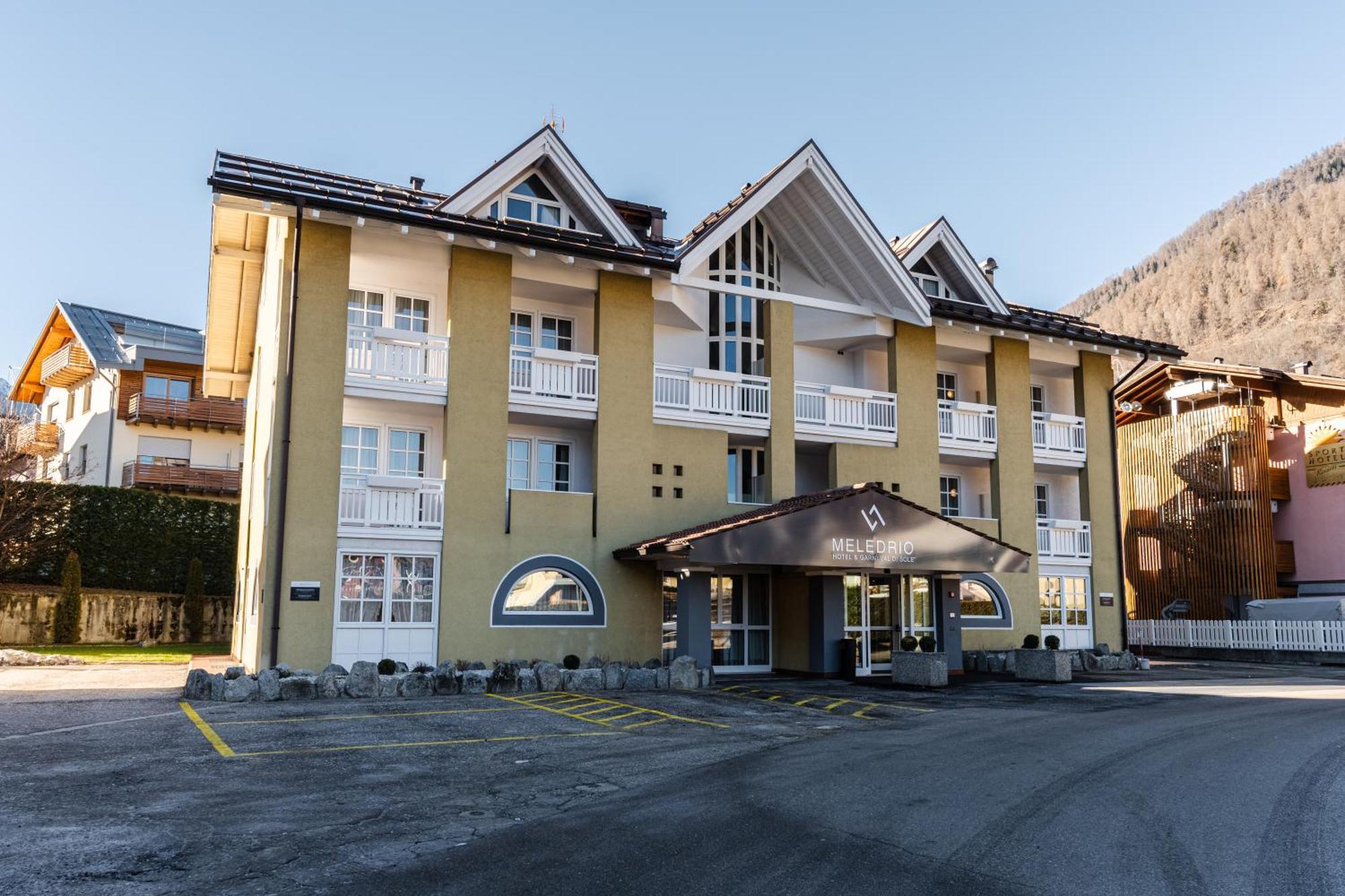 Hotel Garni Meledrio Dimaro Luaran gambar