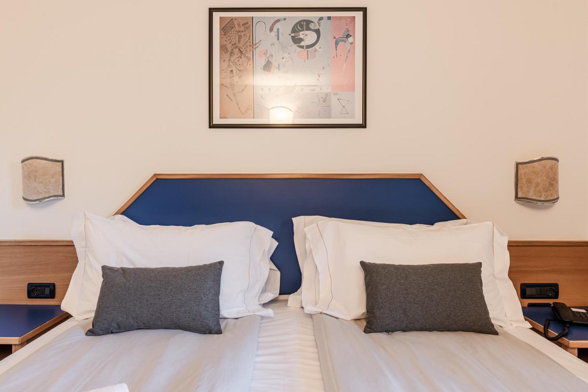 Hotel Garni Meledrio Dimaro Luaran gambar